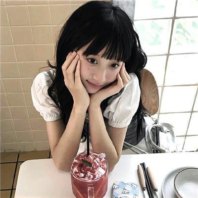 蓝风衣海报